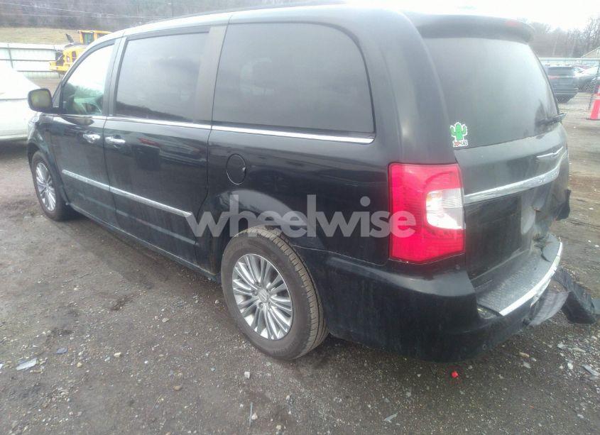 Photo 3 of 2014 Chrysler Town & COUNTRY TOURING-L (VIN 2C4RC1CG6ER333037)