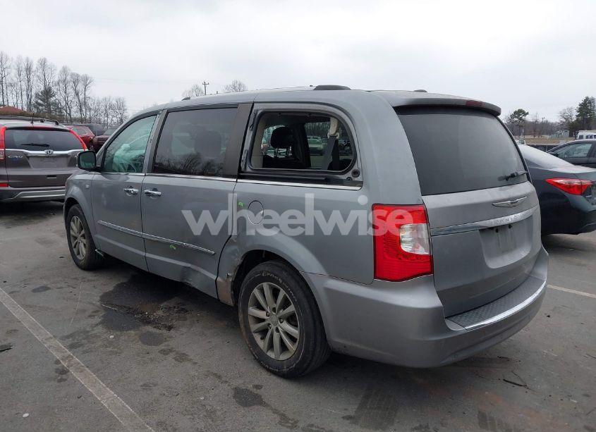 Photo 3 of 2014 Chrysler Town & COUNTRY TOURING-L 30TH ANNIVERSARY (VIN 2C4RC1CG6ER407816)