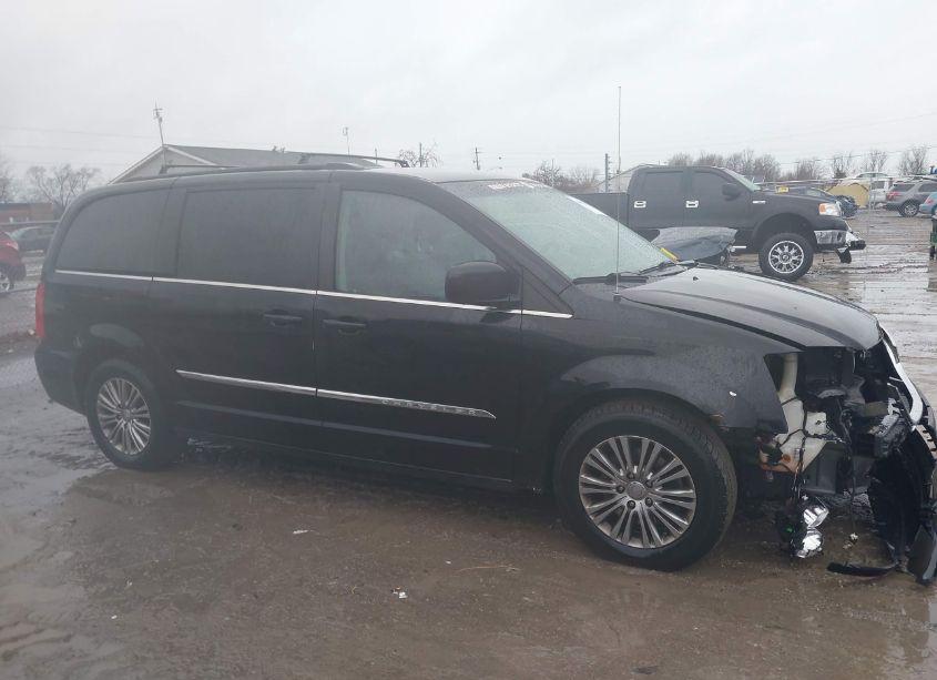 Photo 14 of 2014 Chrysler Town & COUNTRY TOURING-L (VIN 2C4RC1CG6ER421229)