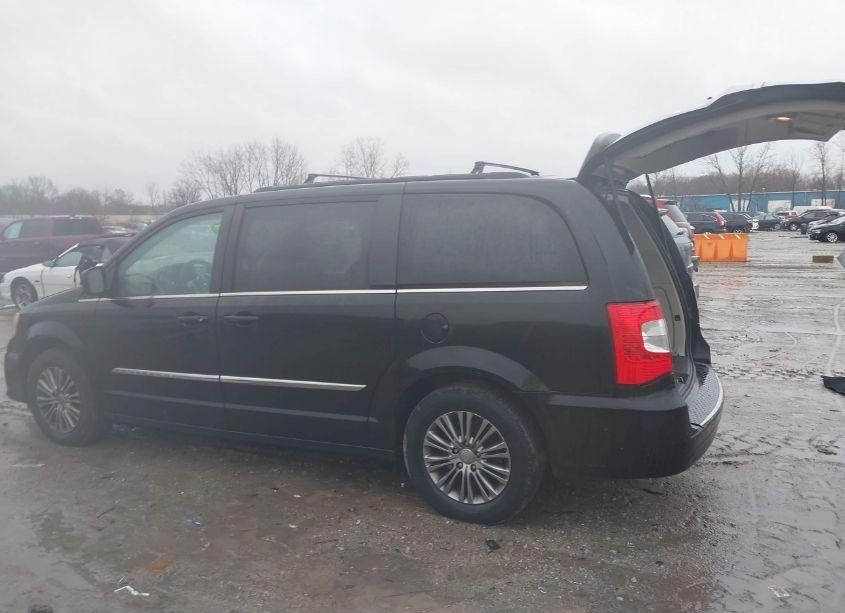 Photo 15 of 2014 Chrysler Town & COUNTRY TOURING-L (VIN 2C4RC1CG6ER421229)