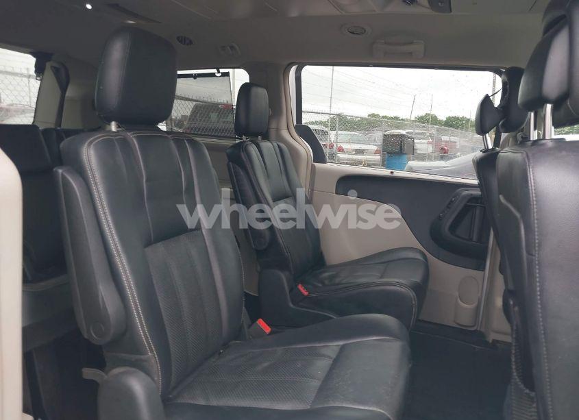 Photo 8 of 2015 Chrysler Town & COUNTRY TOURING-L (VIN 2C4RC1CG6FR507075)