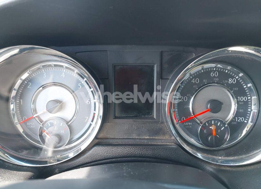 Photo 7 of 2015 Chrysler Town & COUNTRY TOURING-L (VIN 2C4RC1CG6FR638264)