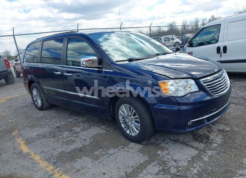 2015 Chrysler Town & COUNTRY TOURING-L (VIN 2C4RC1CG6FR673919) main photo