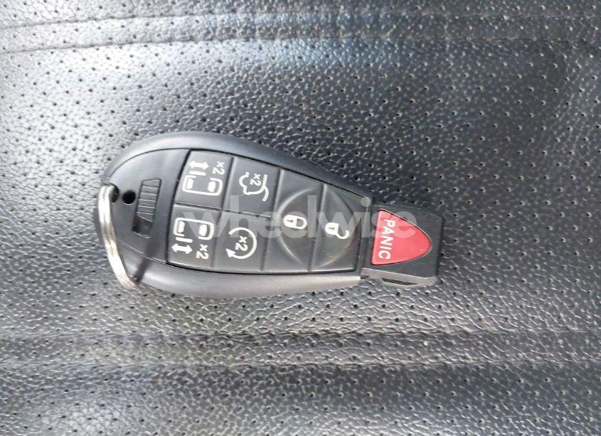 Photo 11 of 2015 Chrysler Town & COUNTRY TOURING-L (VIN 2C4RC1CG6FR673919)