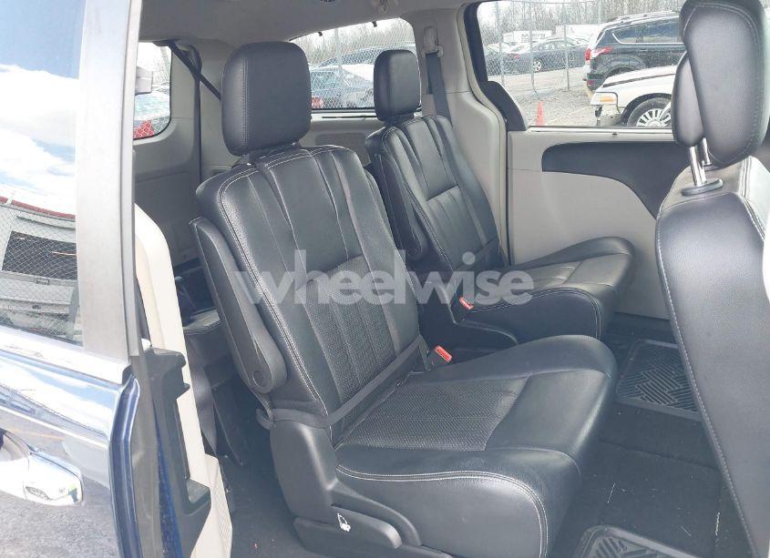 Photo 8 of 2015 Chrysler Town & COUNTRY TOURING-L (VIN 2C4RC1CG6FR673919)