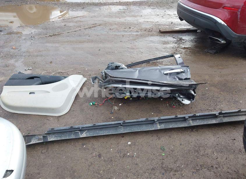 Photo 11 of 2015 Chrysler Town & COUNTRY TOURING-L (VIN 2C4RC1CG6FR697265)