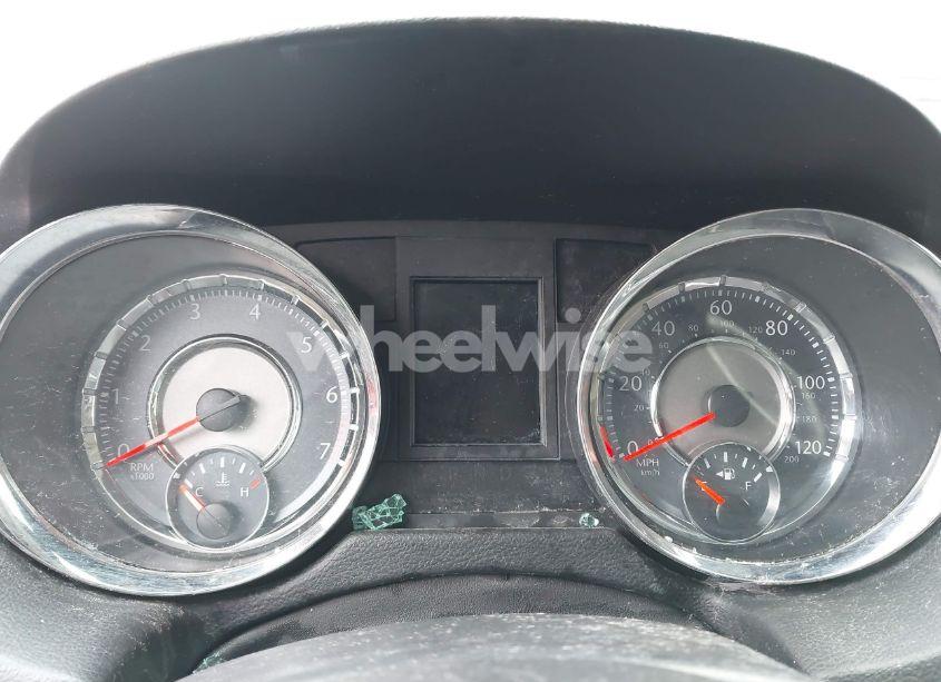 Photo 15 of 2015 Chrysler Town & COUNTRY TOURING-L (VIN 2C4RC1CG6FR697265)