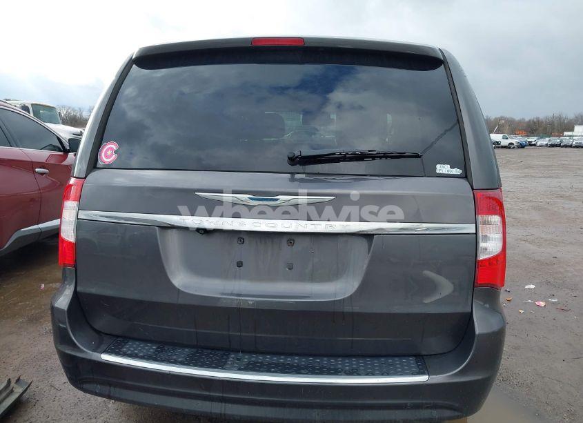 Photo 16 of 2015 Chrysler Town & COUNTRY TOURING-L (VIN 2C4RC1CG6FR697265)