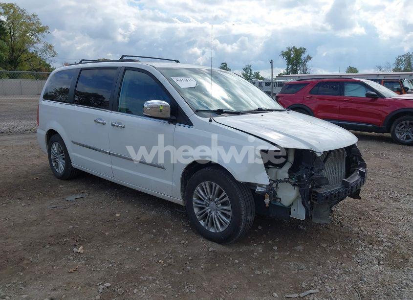 2015 Chrysler Town & COUNTRY TOURING-L (VIN 2C4RC1CG6FR756024) main photo