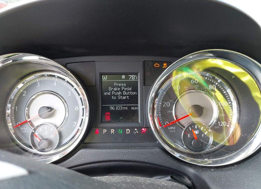 Photo 7 of 2016 Chrysler Town & COUNTRY TOURING-L ANNIVERSARY EDITION (VIN 2C4RC1CG6GR239422)