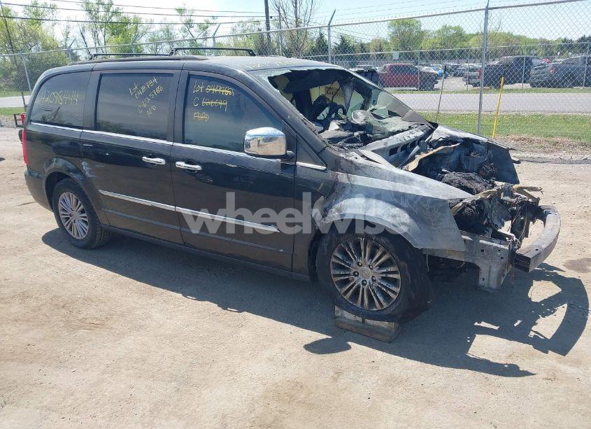 2016 Chrysler Town & COUNTRY TOURING-L (VIN 2C4RC1CG6GR248203) main photo