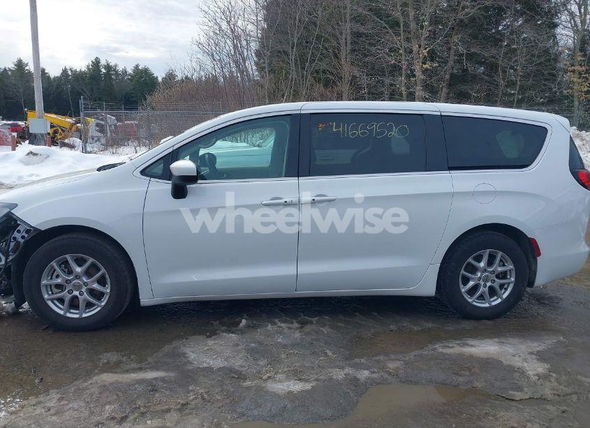 Photo 15 of 2023 Chrysler Voyager LX (VIN 2C4RC1CG6PR516151)