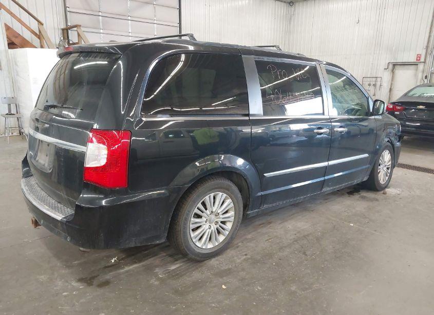 Photo 4 of 2013 Chrysler Town & COUNTRY TOURING-L (VIN 2C4RC1CG7DR512699)