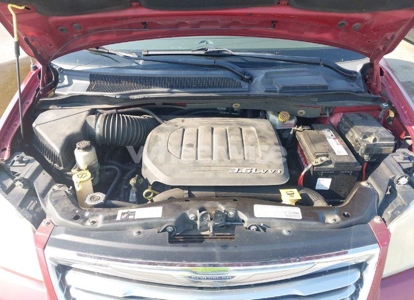 Photo 10 of 2013 Chrysler Town & COUNTRY TOURING-L (VIN 2C4RC1CG7DR646841)