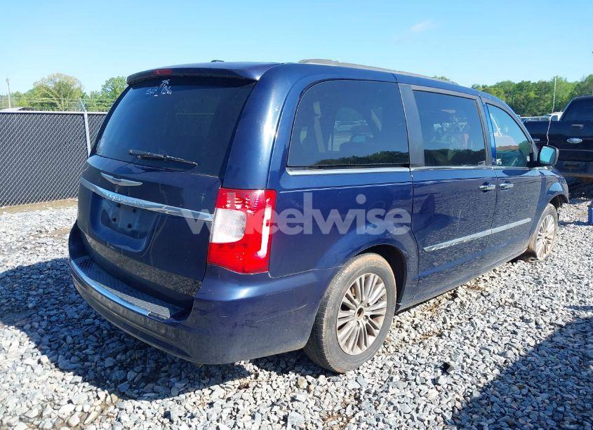 Photo 4 of 2013 Chrysler Town & COUNTRY TOURING-L (VIN 2C4RC1CG7DR661162)