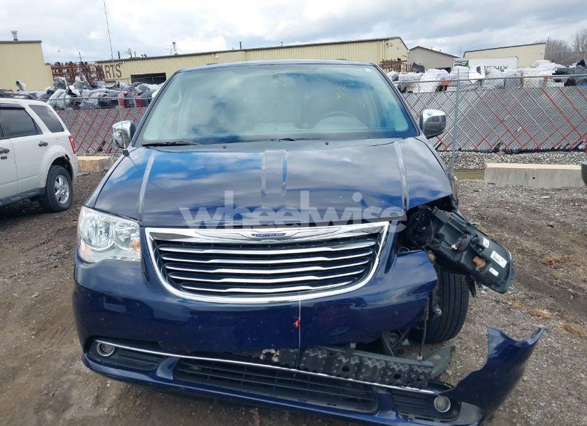 Photo 12 of 2013 Chrysler Town & COUNTRY TOURING-L (VIN 2C4RC1CG7DR676938)