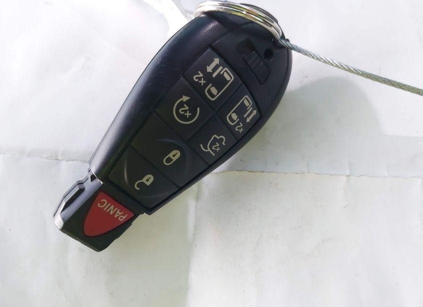 Photo 11 of 2013 Chrysler Town & COUNTRY TOURING-L (VIN 2C4RC1CG7DR712031)