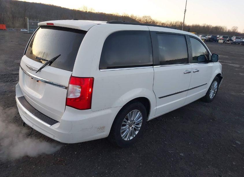 Photo 4 of 2013 Chrysler Town & COUNTRY TOURING-L (VIN 2C4RC1CG7DR712031)