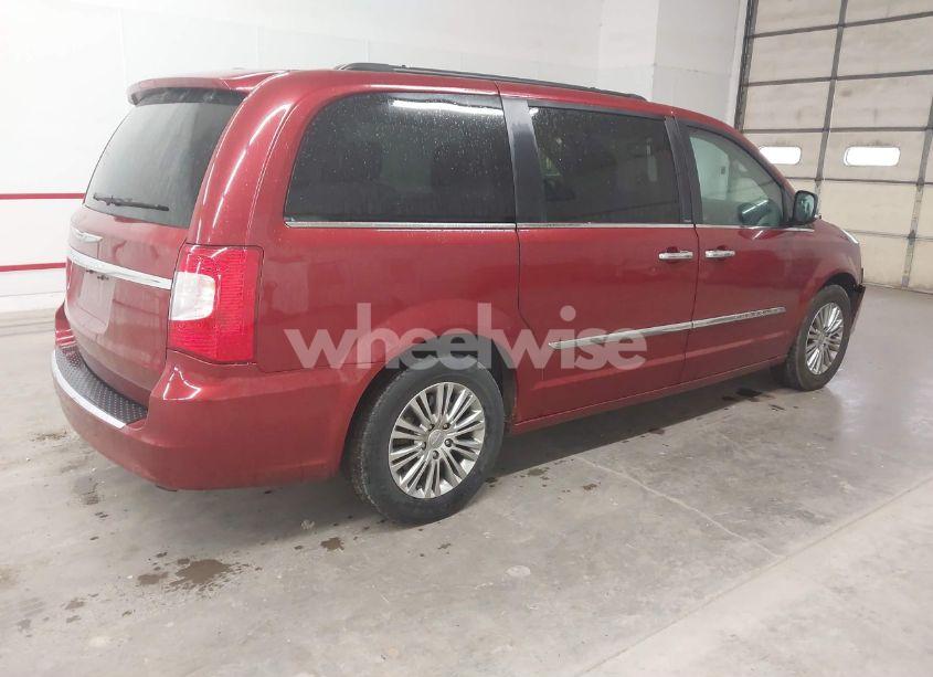 Photo 4 of 2013 Chrysler Town & COUNTRY TOURING-L (VIN 2C4RC1CG7DR810542)