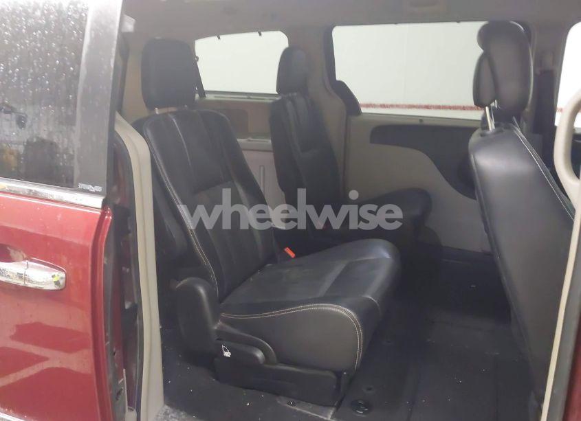 Photo 8 of 2013 Chrysler Town & COUNTRY TOURING-L (VIN 2C4RC1CG7DR810542)