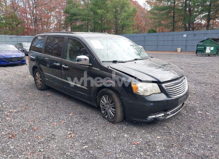 2014 Chrysler Town & COUNTRY TOURING-L (VIN 2C4RC1CG7ER132831) main photo
