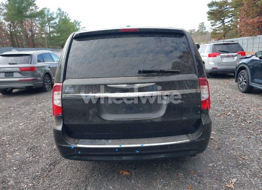 Photo 16 of 2014 Chrysler Town & COUNTRY TOURING-L (VIN 2C4RC1CG7ER132831)