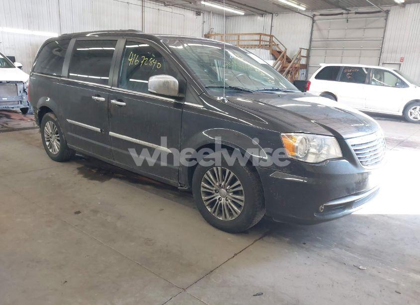 2015 Chrysler Town & COUNTRY TOURING-L (VIN 2C4RC1CG7FR532101) main photo