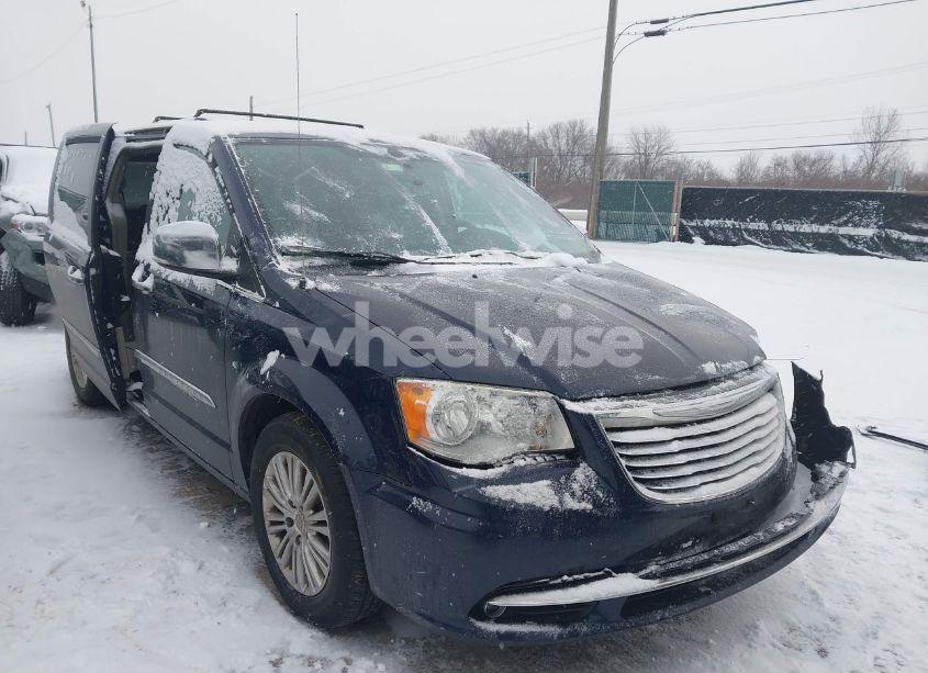 2015 Chrysler Town & COUNTRY TOURING-L (VIN 2C4RC1CG7FR590600) main photo