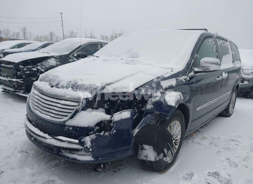 Photo 6 of 2015 Chrysler Town & COUNTRY TOURING-L (VIN 2C4RC1CG7FR590600)