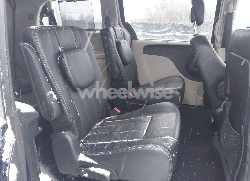 Photo 8 of 2015 Chrysler Town & COUNTRY TOURING-L (VIN 2C4RC1CG7FR590600)