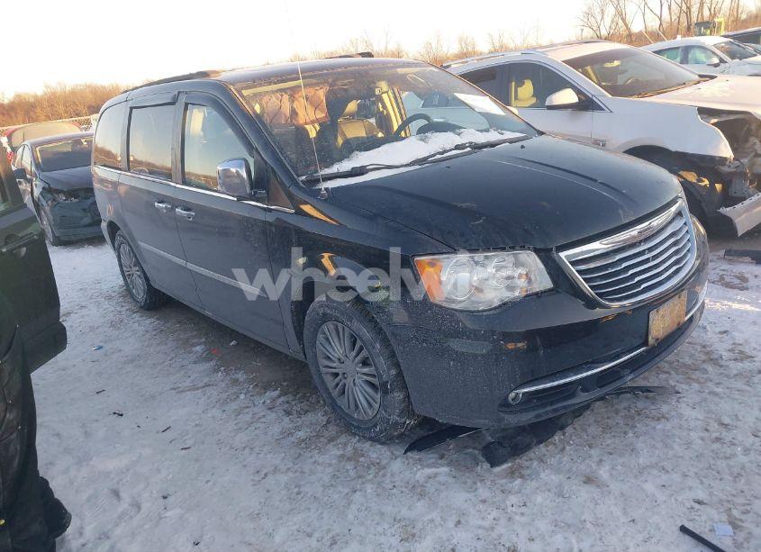 2016 Chrysler Town & COUNTRY TOURING-L ANNIVERSARY EDITION (VIN 2C4RC1CG7GR104112) main photo