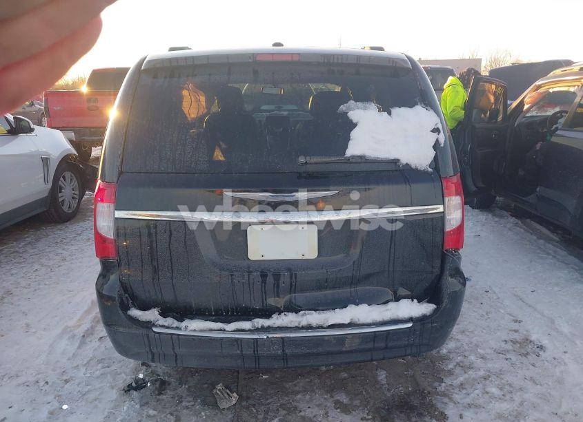 Photo 17 of 2016 Chrysler Town & COUNTRY TOURING-L ANNIVERSARY EDITION (VIN 2C4RC1CG7GR104112)