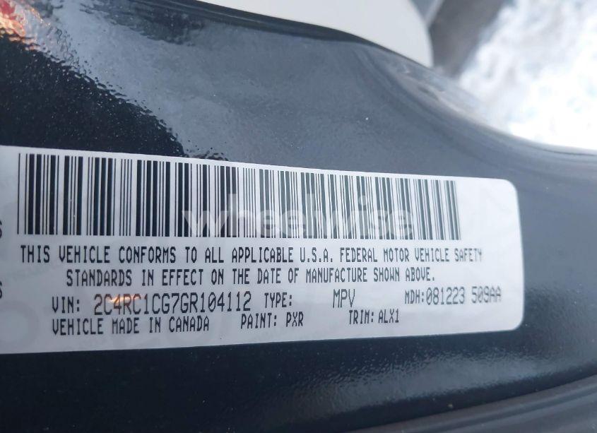 Photo 9 of 2016 Chrysler Town & COUNTRY TOURING-L ANNIVERSARY EDITION (VIN 2C4RC1CG7GR104112)