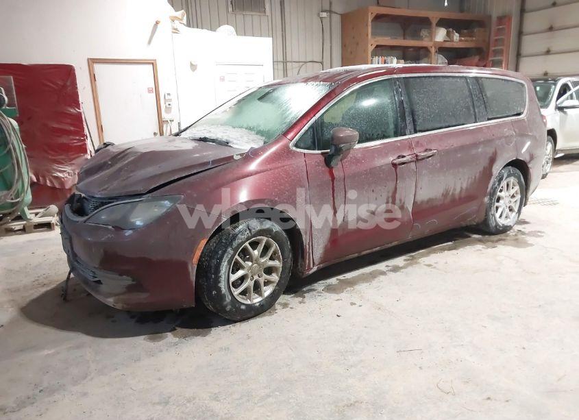 Photo 2 of 2017 Chrysler Pacifica LX (VIN 2C4RC1CG7HR594150)