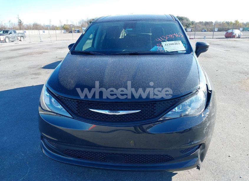 Photo 6 of 2023 Chrysler Voyager LX (VIN 2C4RC1CG7PR531970)