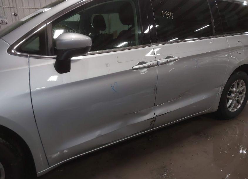 Photo 6 of 2023 Chrysler Voyager LX (VIN 2C4RC1CG7PR597631)