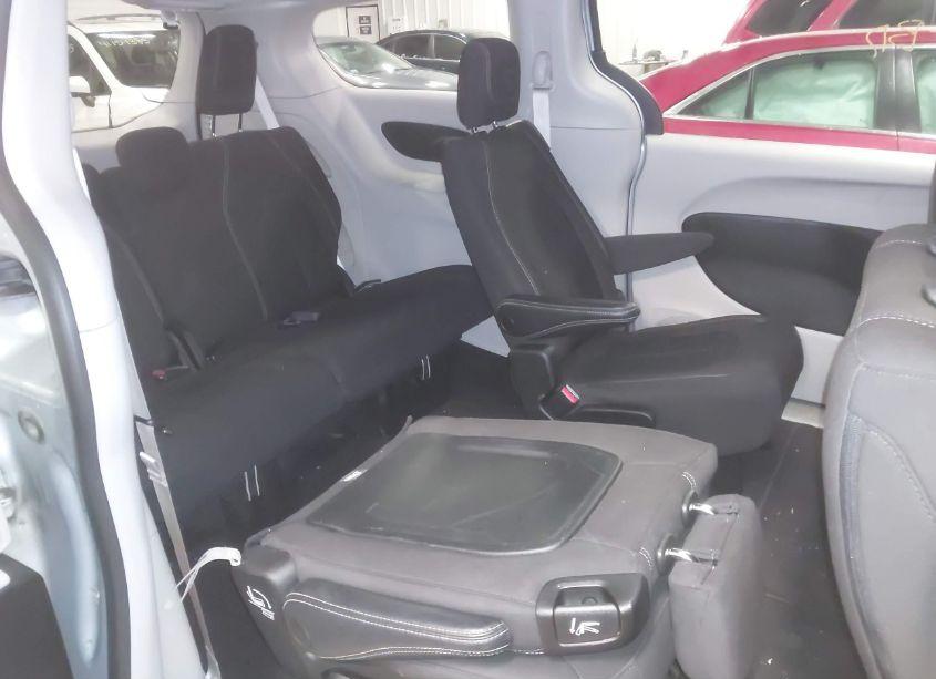 Photo 8 of 2023 Chrysler Voyager LX (VIN 2C4RC1CG7PR597631)