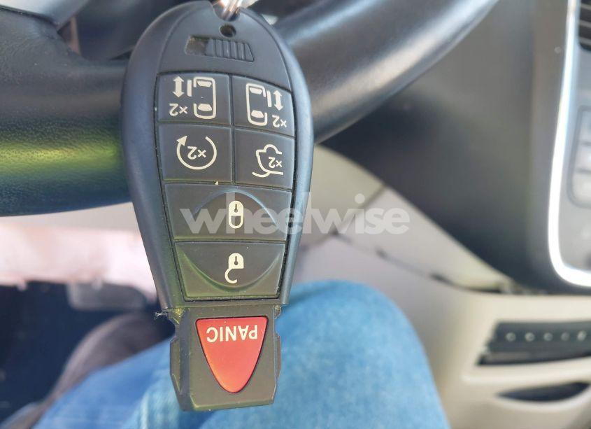 Photo 11 of 2012 Chrysler Town & COUNTRY TOURING-L (VIN 2C4RC1CG8CR151207)