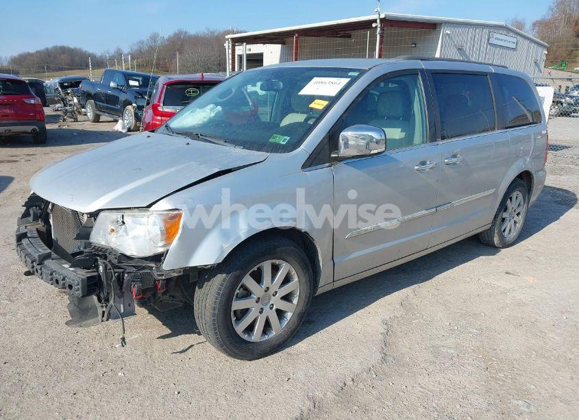 Photo 2 of 2012 Chrysler Town & COUNTRY TOURING-L (VIN 2C4RC1CG8CR151207)