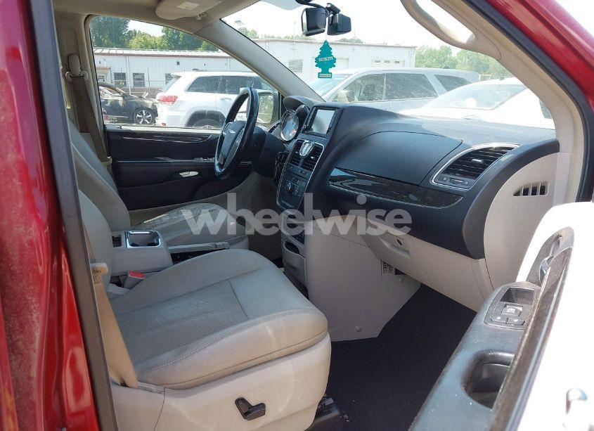 Photo 5 of 2012 Chrysler Town & COUNTRY TOURING-L (VIN 2C4RC1CG8CR175703)