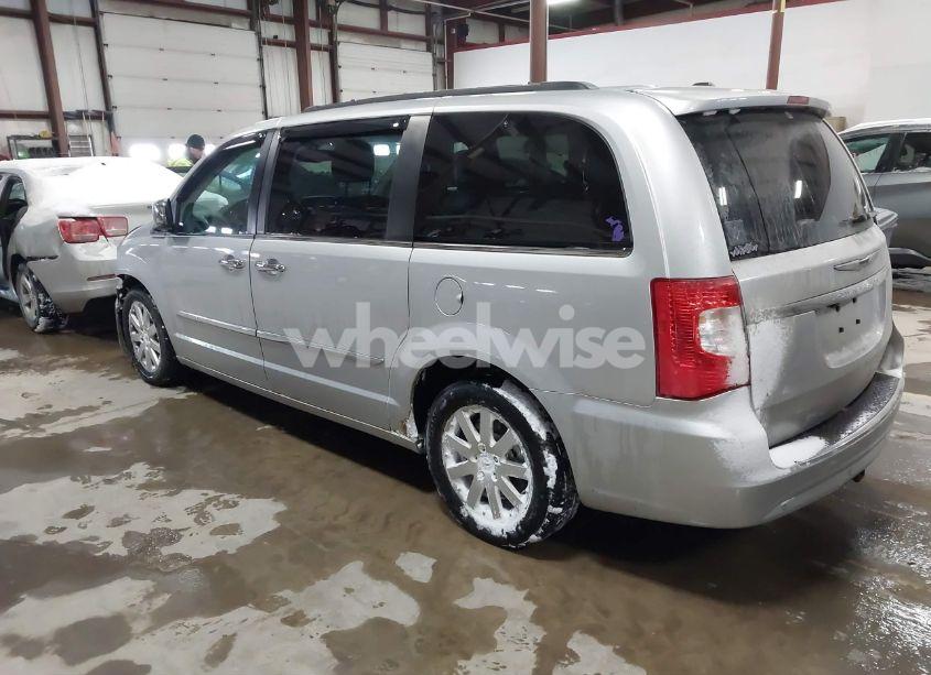 Photo 3 of 2012 Chrysler Town & COUNTRY TOURING-L (VIN 2C4RC1CG8CR209056)