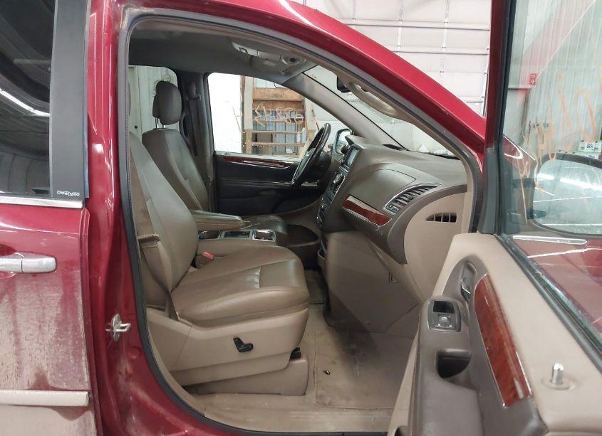 Photo 5 of 2012 Chrysler Town & COUNTRY TOURING-L (VIN 2C4RC1CG8CR250335)