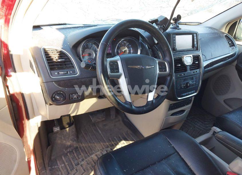 Photo 13 of 2012 Chrysler Town & COUNTRY TOURING-L (VIN 2C4RC1CG8CR327608)