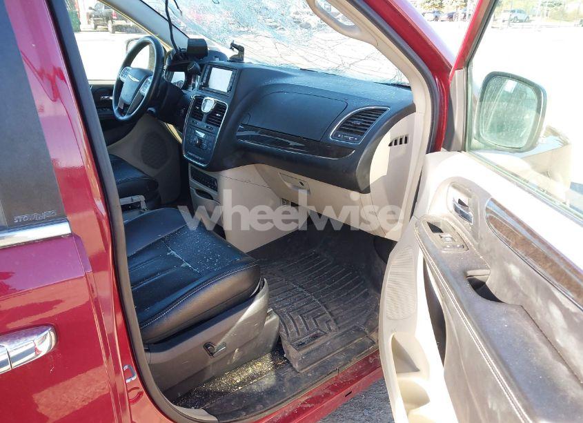 Photo 5 of 2012 Chrysler Town & COUNTRY TOURING-L (VIN 2C4RC1CG8CR327608)