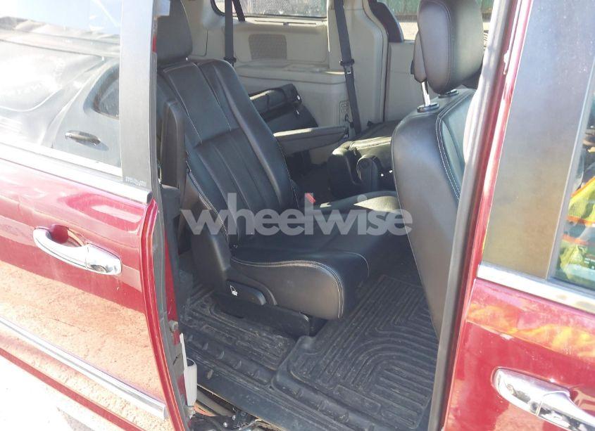 Photo 8 of 2012 Chrysler Town & COUNTRY TOURING-L (VIN 2C4RC1CG8CR327608)