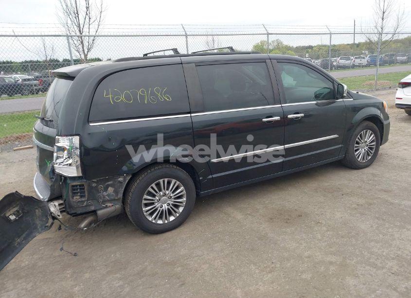 Photo 4 of 2013 Chrysler Town & COUNTRY TOURING-L (VIN 2C4RC1CG8DR510122)