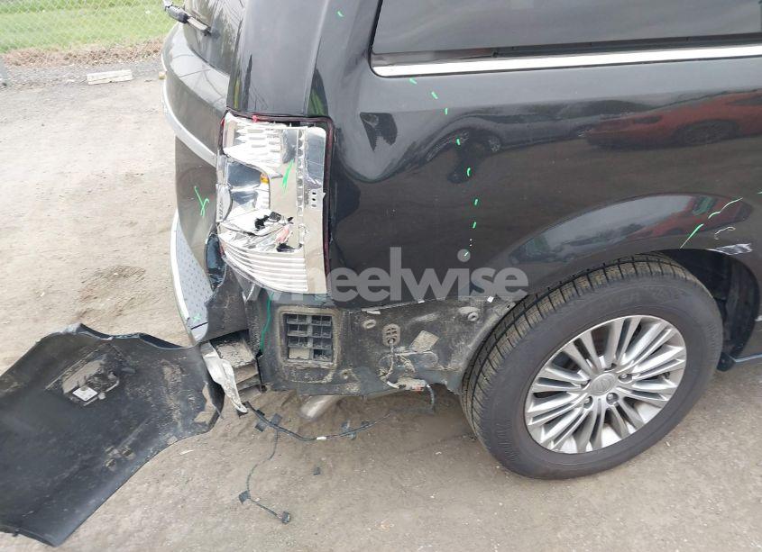 Photo 6 of 2013 Chrysler Town & COUNTRY TOURING-L (VIN 2C4RC1CG8DR510122)