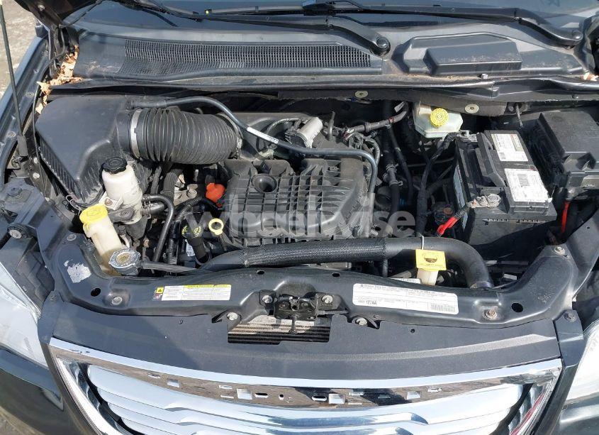 Photo 10 of 2013 Chrysler Town & COUNTRY TOURING-L (VIN 2C4RC1CG8DR537580)