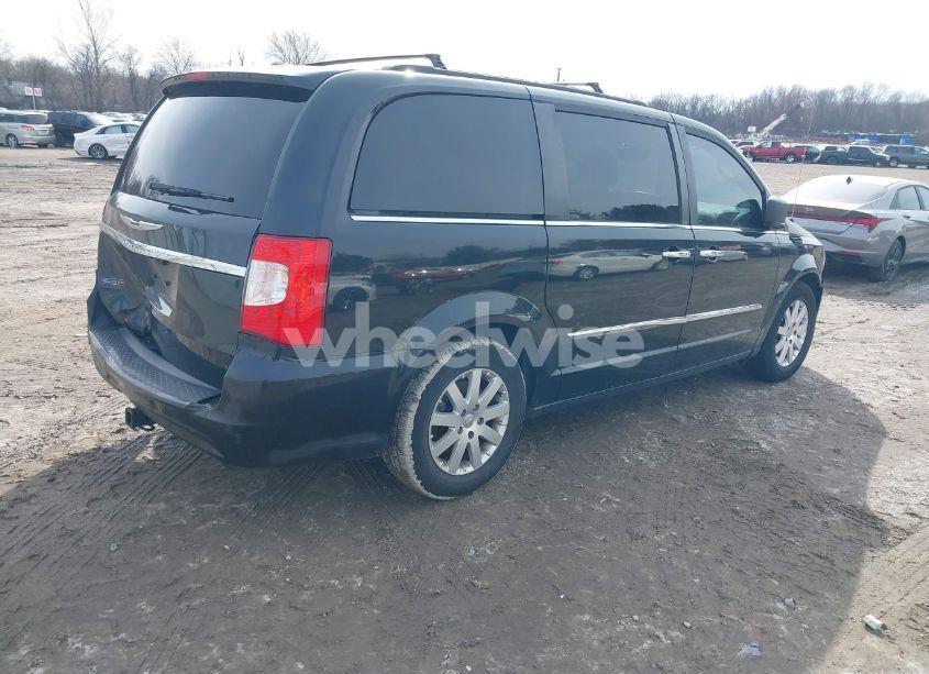 Photo 4 of 2013 Chrysler Town & COUNTRY TOURING-L (VIN 2C4RC1CG8DR537580)