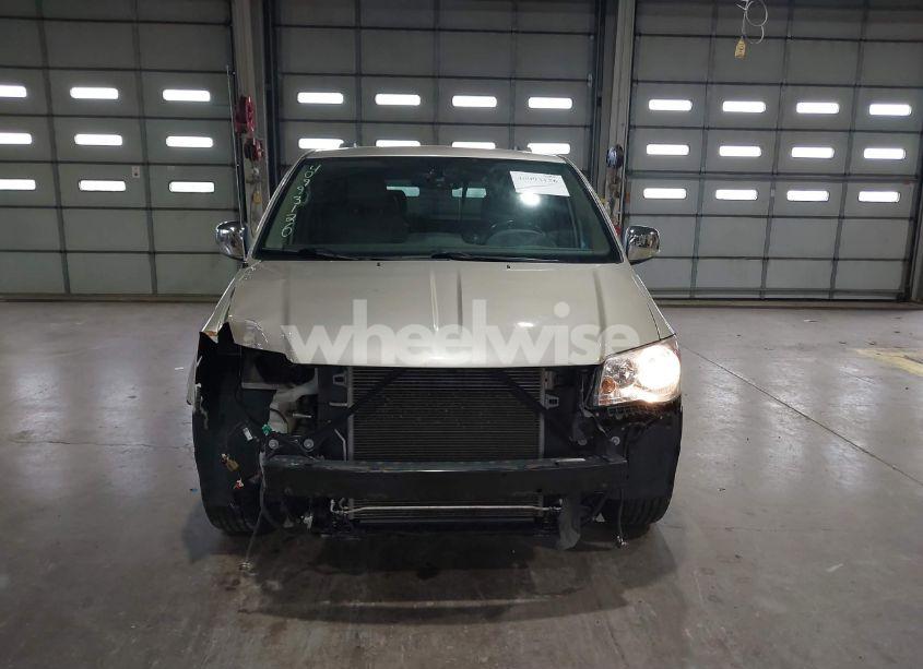 Photo 12 of 2013 Chrysler Town & COUNTRY TOURING-L (VIN 2C4RC1CG8DR595981)